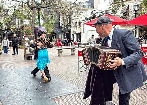 Street Tango Show