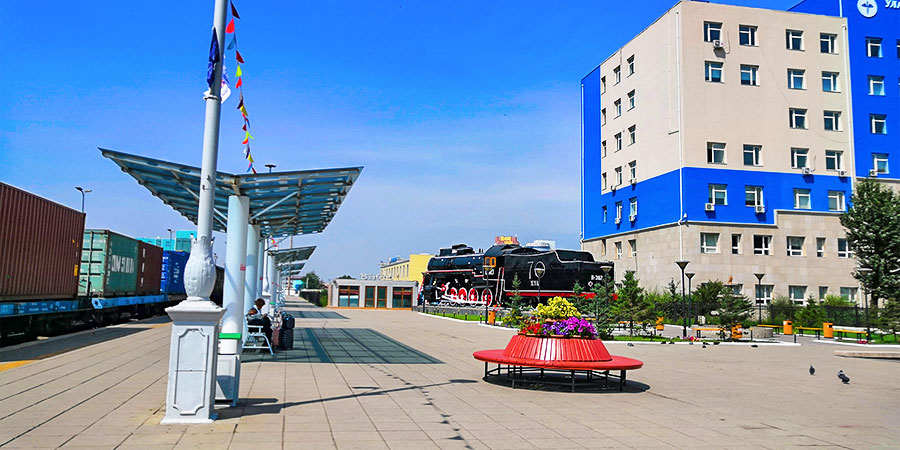 Strong Sunshine in Ulaanbaatar