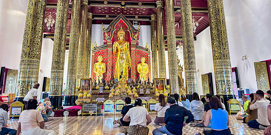 Buddha Dialogue at Wat Chedi Luang