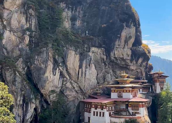 Best Bhutan Tours