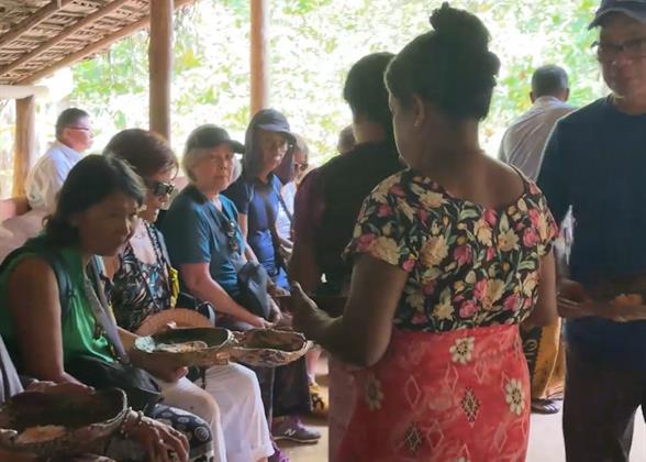 Have a Taste of Authentic Hiriwadunna Food, Sigiriya