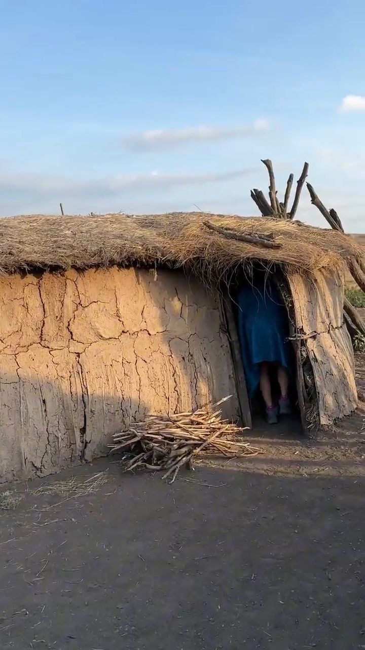 Visit the Hut of Masai People