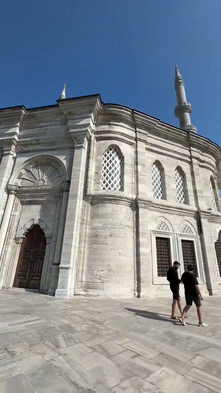 Nuruosmaniye Camii